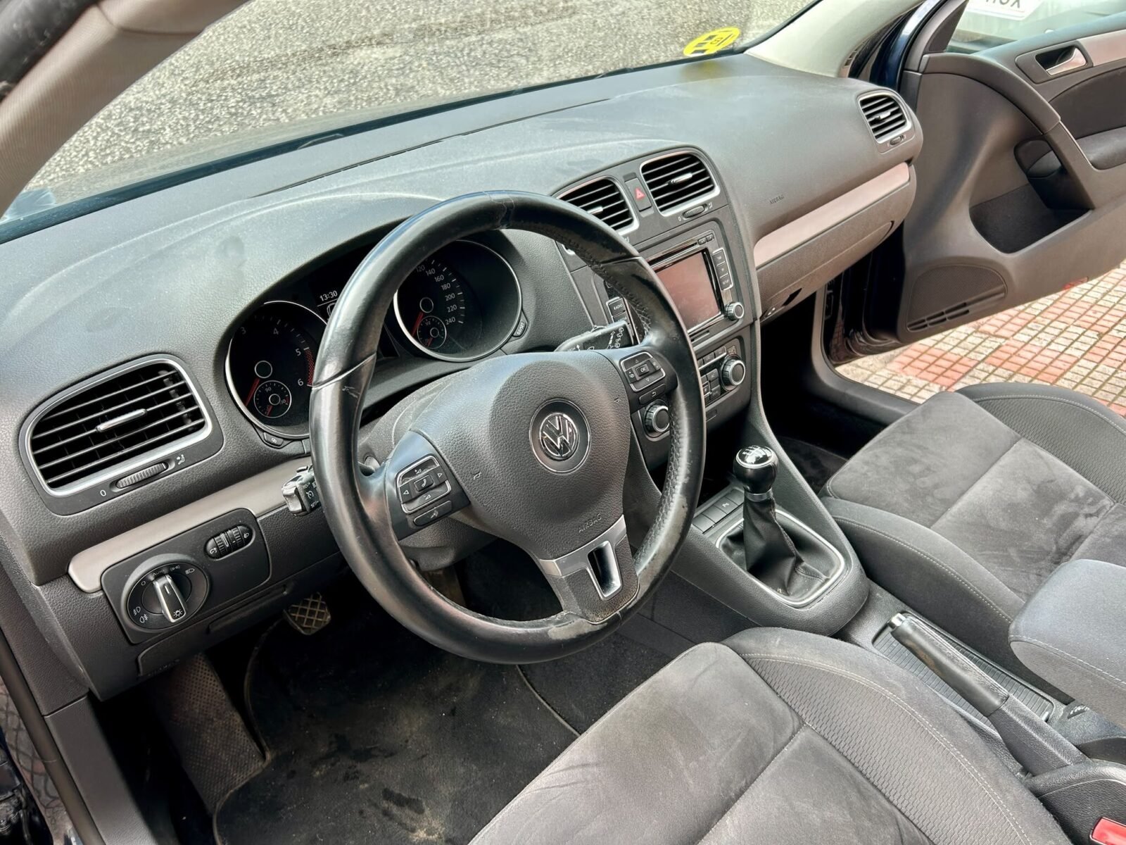 VOLKSWAGEN GOLF VI 1.6 TDI SPORT