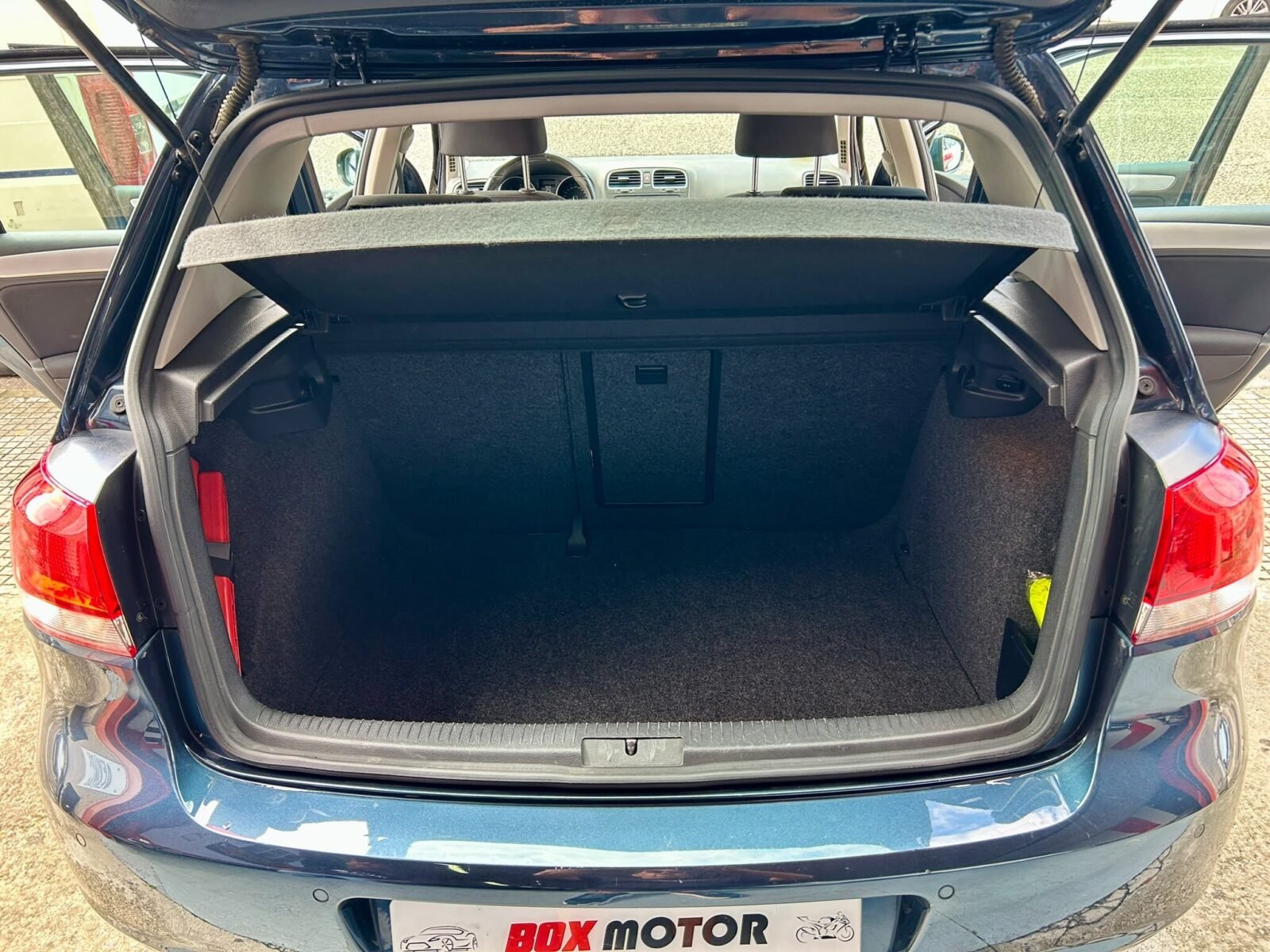 VOLKSWAGEN GOLF VI 1.6 TDI SPORT