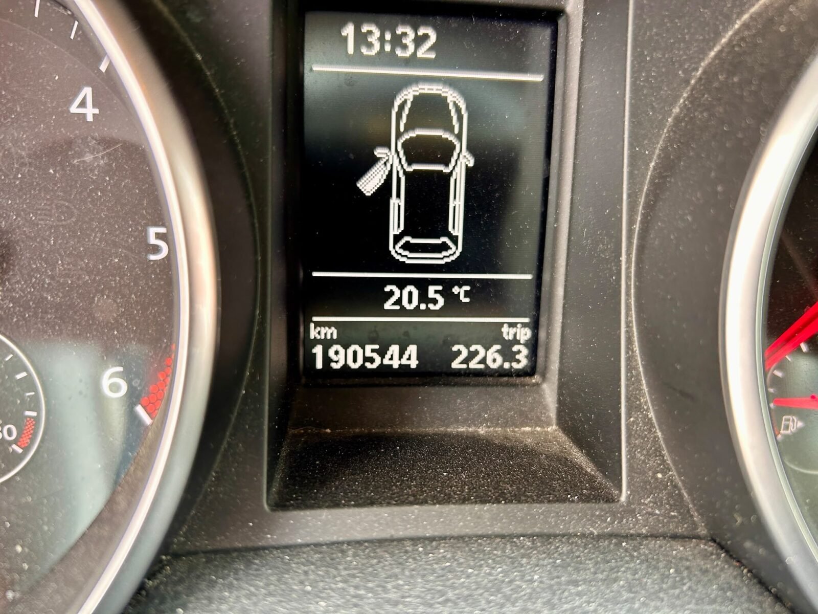 VOLKSWAGEN GOLF VI 1.6 TDI SPORT