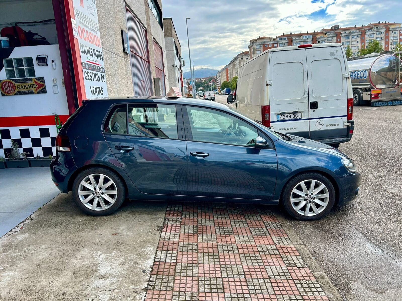 VOLKSWAGEN GOLF VI 1.6 TDI SPORT