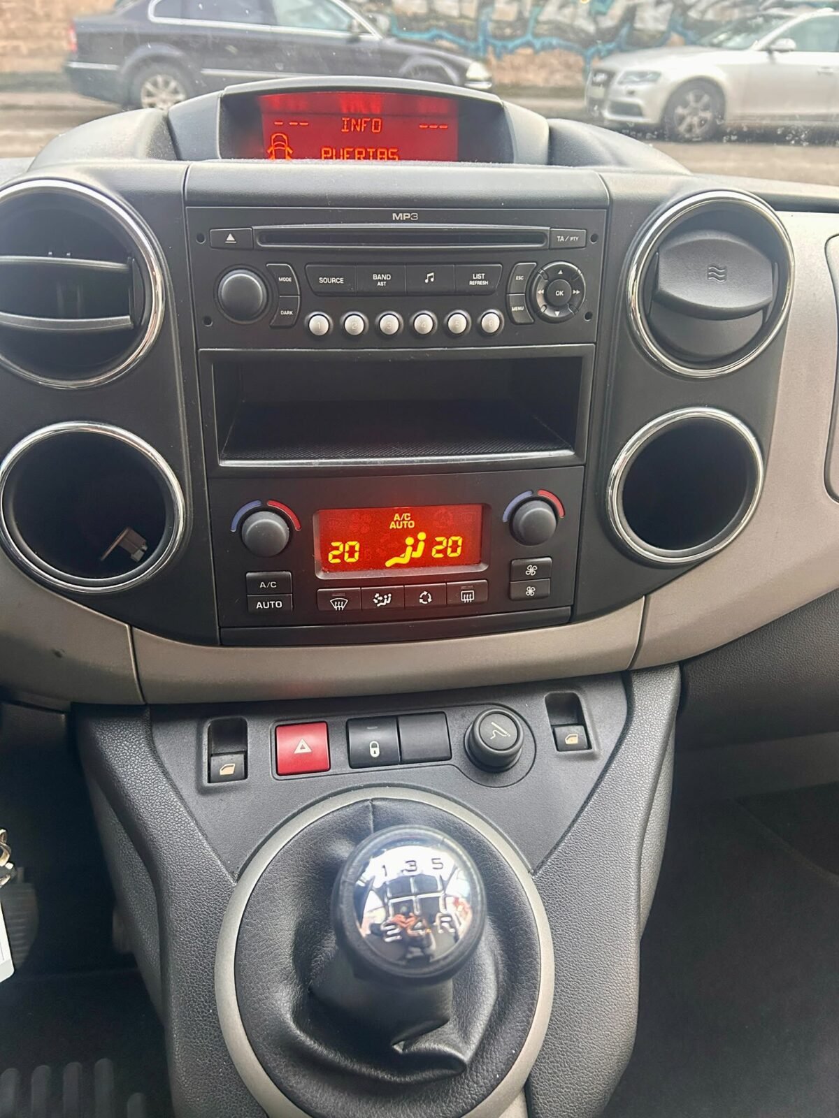 PEUGEOT PARTNER TEPEE OUTDOOR 1.6 HDI